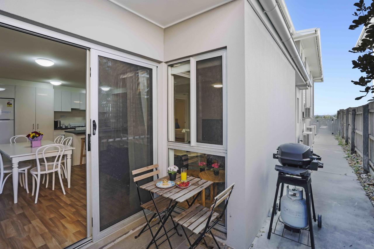 Sandbox Apartments Gold Coast Eksteriør bilde